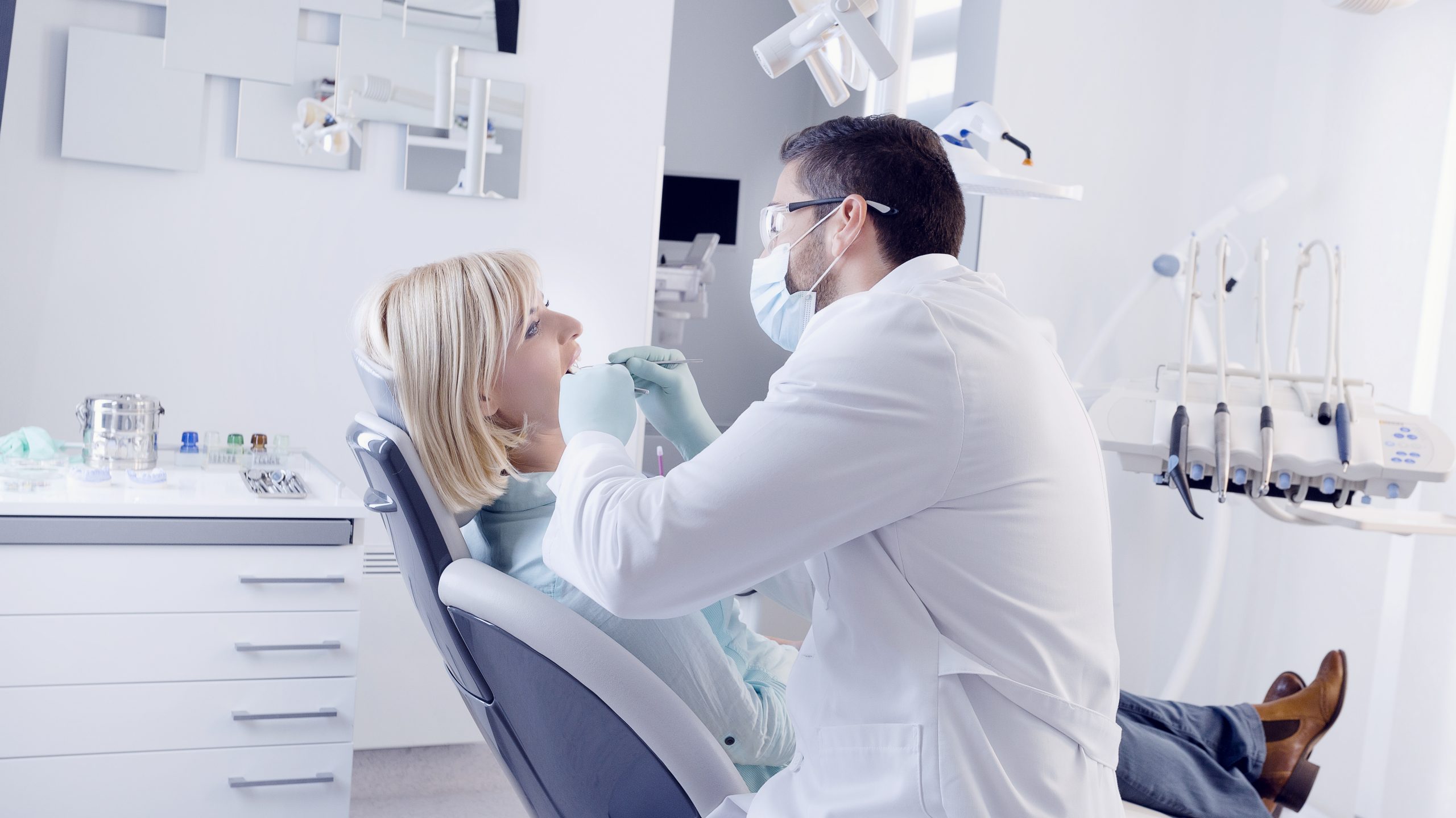 Dentist in Mundelein, IL